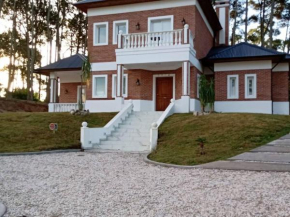 EL ABRAZO - Casa de categoría en Alamos II Pinamar Norte - NO SE ACEPTAN GRUPOS DE JOVENES- consulte antes de reservar
